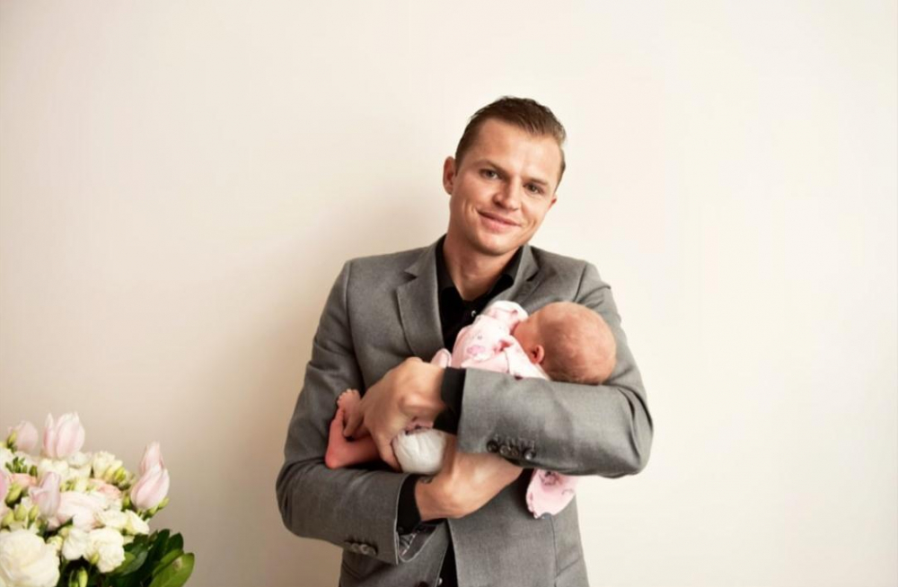 Муж Анастасии Костенко поделился в сети трогательными фото с дочкой