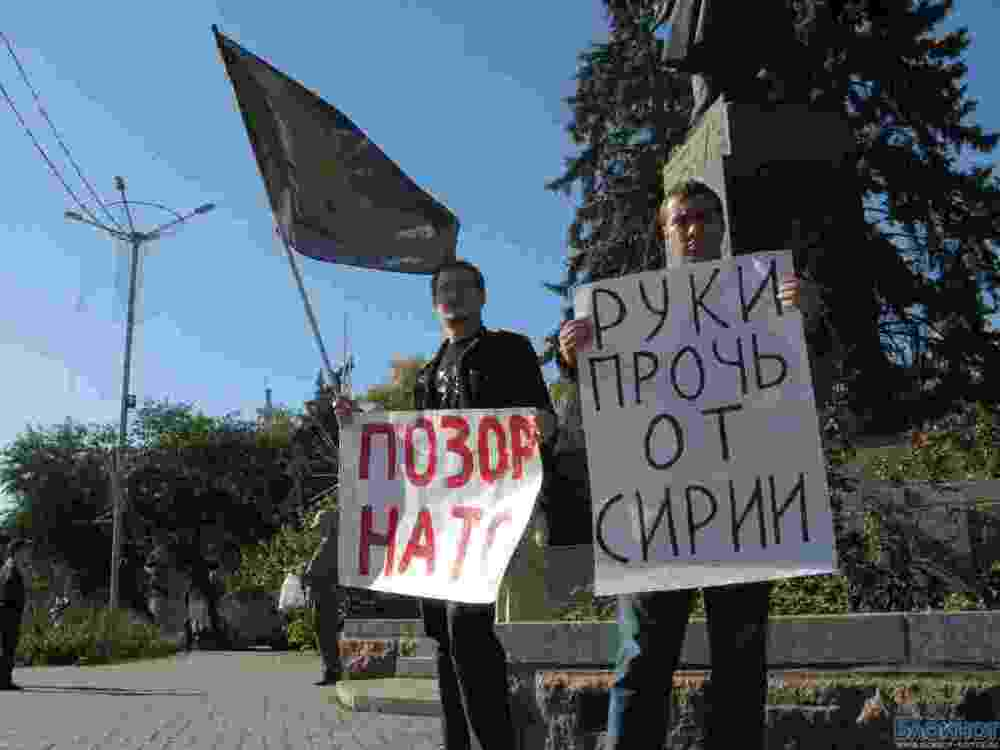 В Ростове-на-Дону прошел пикет в поддержку народа Сирии