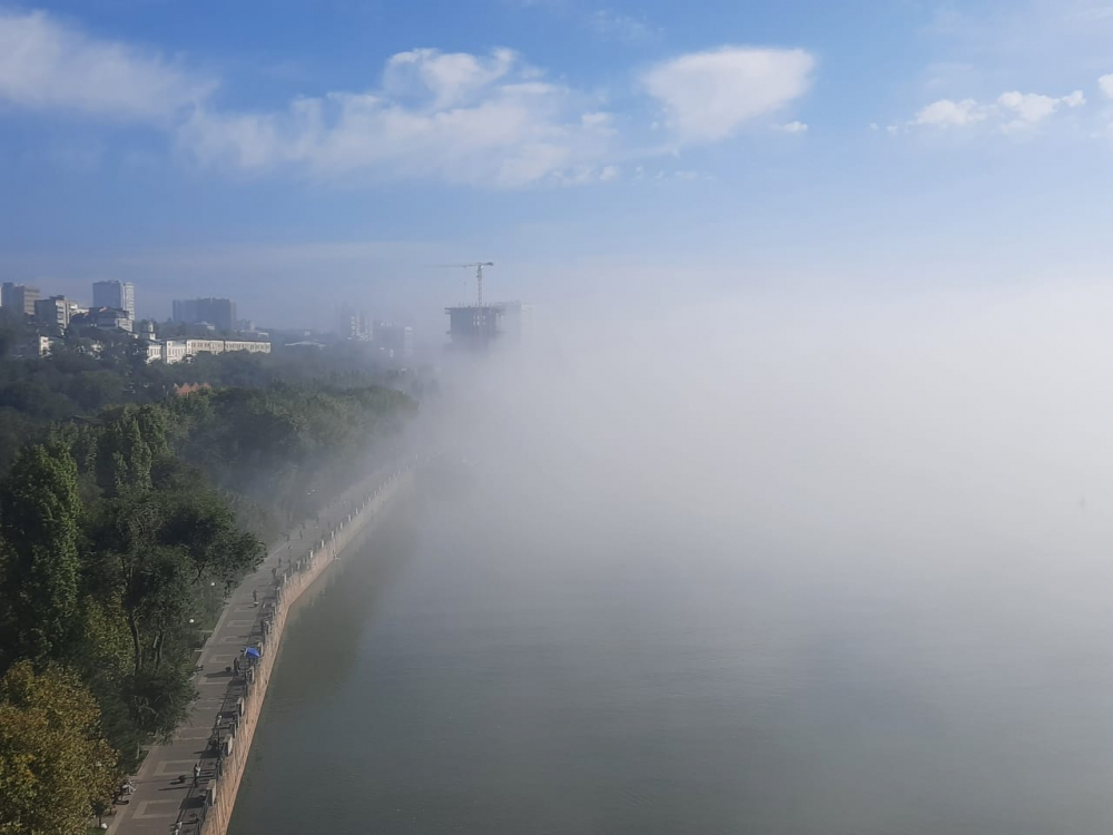 Ростов-на-Дону заволокло туманом 30 сентября