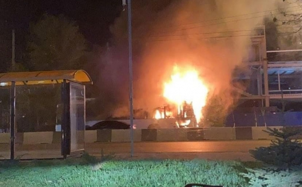 В Ростове загорелся автобус с пассажирами