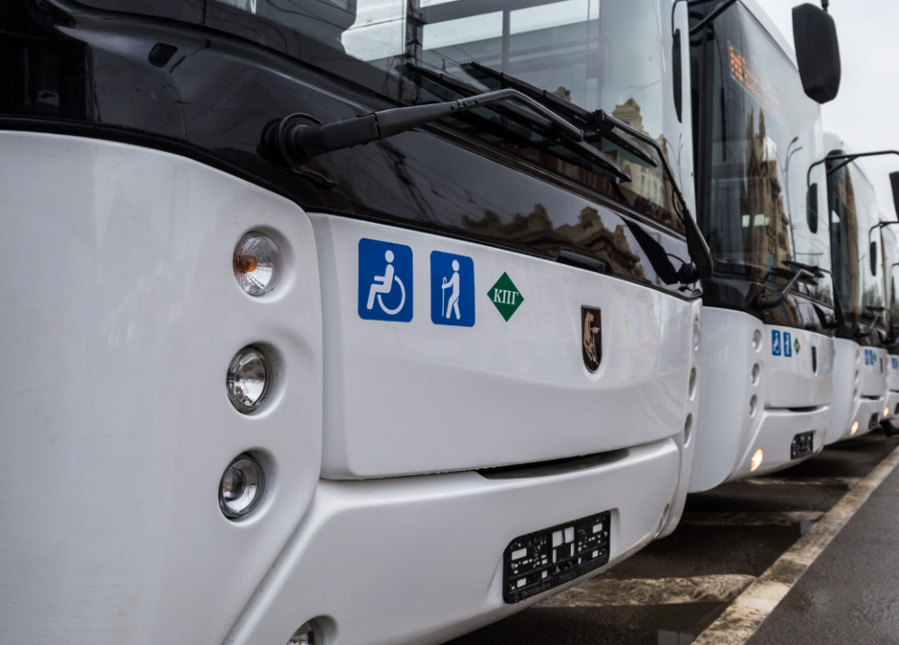 Для Ростова закупят два новых автобуса за 12,9 млн рублей с кондиционером и жидкокристаллическим экраном