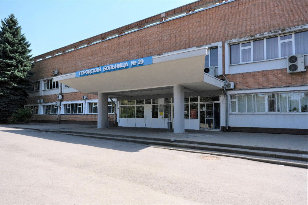 Десятерых пострадавших при падении трибуны на Гребном канале выписали из больницы