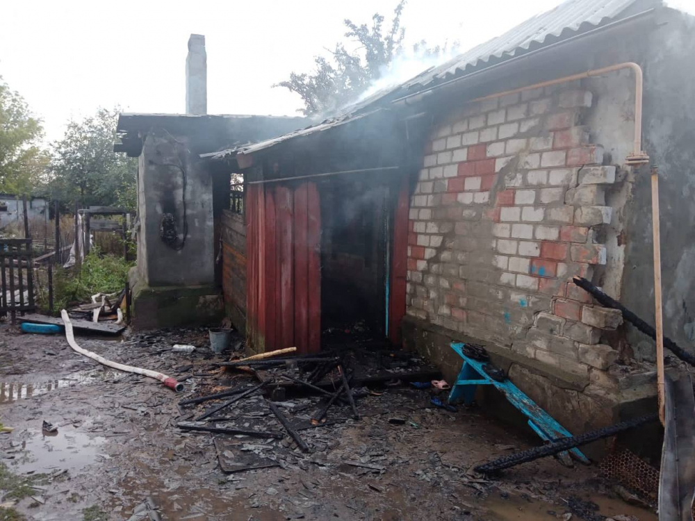 Три ребенка погибли при пожаре в частном доме в Ростовской области