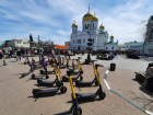 Власти Ростова хотят контролировать места парковки электросамокатов