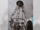 Антикварную люстру продает семья из Таганрога за 500 тысяч рублей