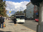 Дорожный квест «поймай меня, если сможешь» устраивают автобусники пассажирам в центре Ростова