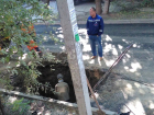 «Война» дорожников и водоканала в Ростове: яму раскопали через несколько часов после укладки асфальта
