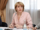 Глава Таганрога приняла приглашение жителей на чай с вонючей водой
