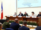 В Ростове планируют убрать рекламу на Театральной площади ко Дню Победы
