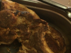 Обгладывающие сочное мяско навозные мухи отшибли аппетит у посетителя «Ассорти» в Ростове