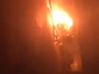 Страшный пожар в многоэтажке Ростова с тяжело пострадавшей женщиной попал на видео
