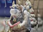 В Ростовской области пожарный слепил быка-снеговика