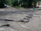 Смытый ливнем асфальт на дорогах Ростова-на-Дону восстановят за четыре дня
