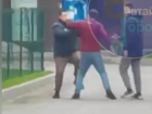 Двое «серых» возчиков мусора напали на батайчанина из-за замечания