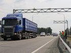 Новые ограничения для большегрузов будут действовать до конца лета в Ростовской области 