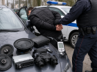 Приезжий с Кубани вскрыл машину гуковчанина в Ростове и вынес технику на полмиллиона рублей