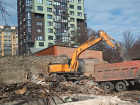 В Ростове строители снесли два старинных дома в районе ипподрома