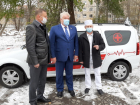 Ростовские депутаты Госдумы вручили больнице машину, находящуюся под арестом