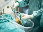 В Ростове врачи впервые в России провели операцию на колене с жидким имплантом
