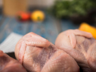 На Дону оштрафовали ветеринаров за подделку дат на продуктах 