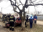 Водитель микроавтобуса погиб в жуткой автокатастрофе в Ростовской области