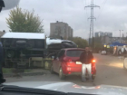 Небольшой хэтчбек сумел перевернуть грузовую «Газель» в Новом поселении в Ростове