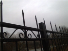 Мужчина истекал кровью среди могильных оград на кладбище под Ростовом