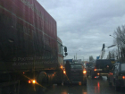 Попавшая в слепую зону иномарка оказалась смята фурой в Северном микрорайоне Ростова 