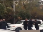 Нелепые разборки двух не поделивших дорогу водителей попали на видео в Ростове