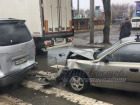 Иномарка спровоцировала тройное ДТП возле сквера в Ростове