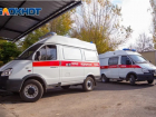 Перебегавшая дорогу из-за припаркованных автомобилей школьница попала в больницу в Ростове