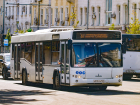 Ростовских водителей автобусов будут штрафовать за простои на остановках