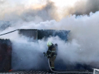 Движение транспорта по Северному подъезду к Ростову ограничили из-за пожара
