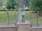 После публикации «Блокнот Ростов» администрация оперативно починила фонарь на площади Советов  