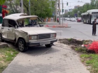 Два человека пострадали в ДТП с автобусом №65 и легковушкой на Нагибина в Ростове