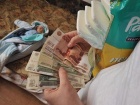 Около 23 миллионов рублей направят на оказание адресной помощи малоимущим жителям Дона