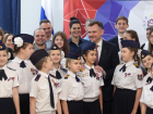 Губернатор Юрий Слюсарь вручил паспорта донской молодежи в День Конституции