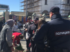 Полиция ликвидировала торговлю пенсионеров рядом с храмом в центре Ростова