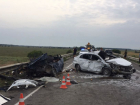 Два водителя погибли в аварии на трассе в Семикаракорском районе