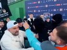 Блогер Литвин ударил болельщика команды Басты на матче Медиалиги