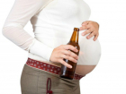 Оказавшаяся поздним вечером на улице пьяная беременная женщина шокировала ростовского автолюбителя