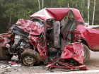 Жуткими смертями закончилось столкновение двух отечественных автомобилей в Ростовской области