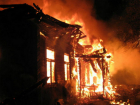 Огромный частный дом сгорел дотла в Ростовской области