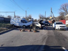 Один человек погиб и двое пострадали в массовом ДТП в Ростове