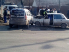 Пассажира зажало в автомобиле после ДТП в Ростове