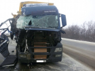 В Ростовской области при столкновении грузовиков погибли два человека