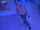 В Ростове полуголого мужика с топором все еще разыскивают 