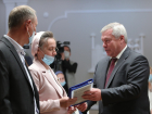 Родителей 11 детей из Ростовской области наградили орденом
