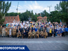 В Ростове на набережной прошел День памяти и скорби: показываем, как это было 