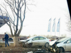 В жестком лобовом столкновении с «Рено» в Ростове пострадал водитель «Опеля»